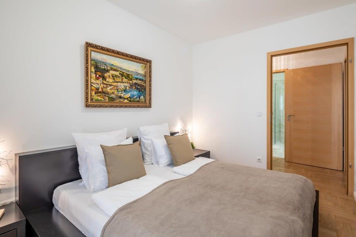 Homey Apartment With Ac And Balcony Βουδαπέστη Εξωτερικό φωτογραφία