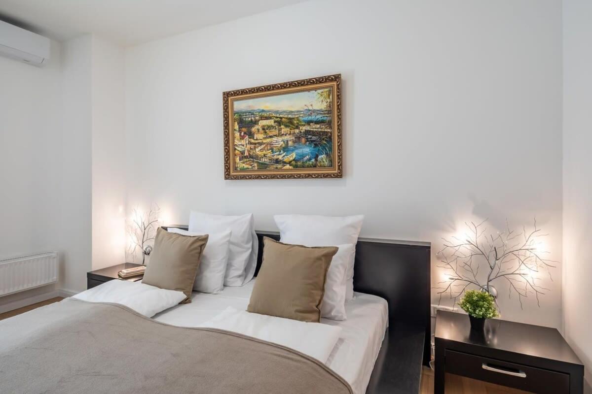 Homey Apartment With Ac And Balcony Βουδαπέστη Εξωτερικό φωτογραφία